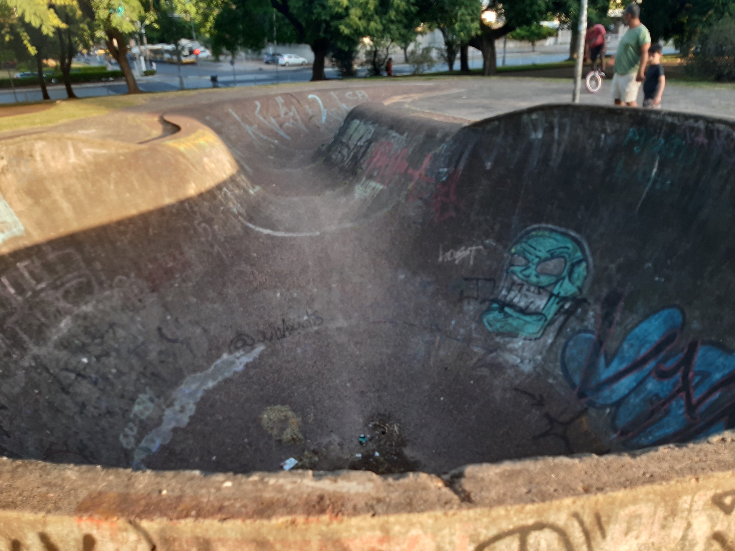 Address Praia de Belas skatepark